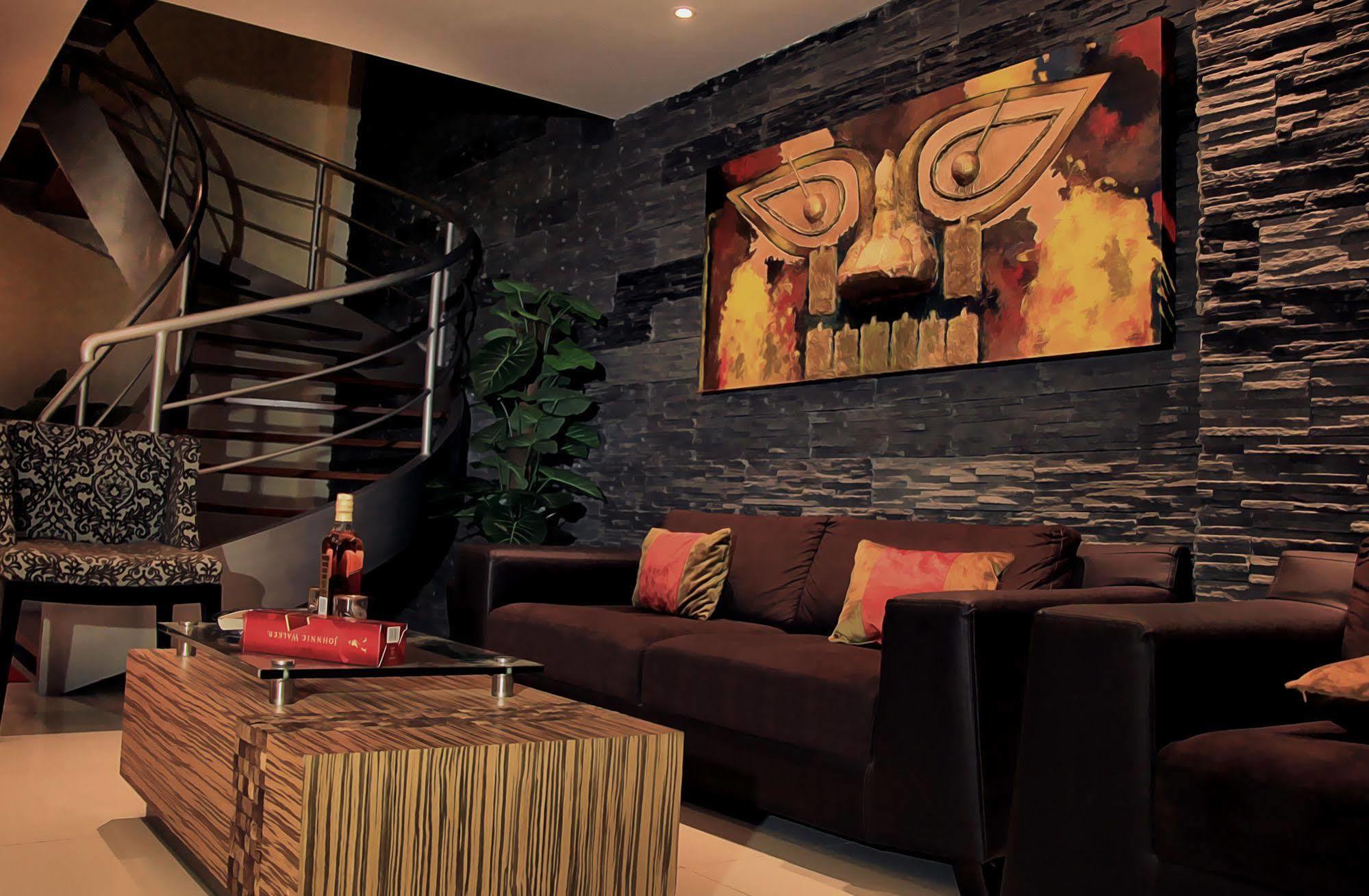 Villa Real Hotel & Suites 齐克拉约 外观 照片