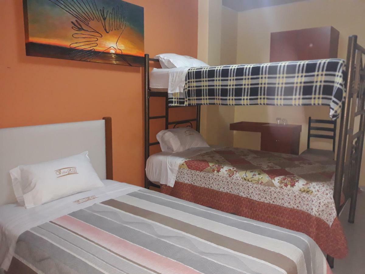 Villa Real Hotel & Suites 齐克拉约 外观 照片