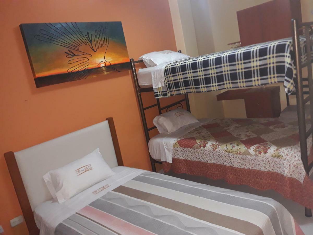 Villa Real Hotel & Suites 齐克拉约 外观 照片